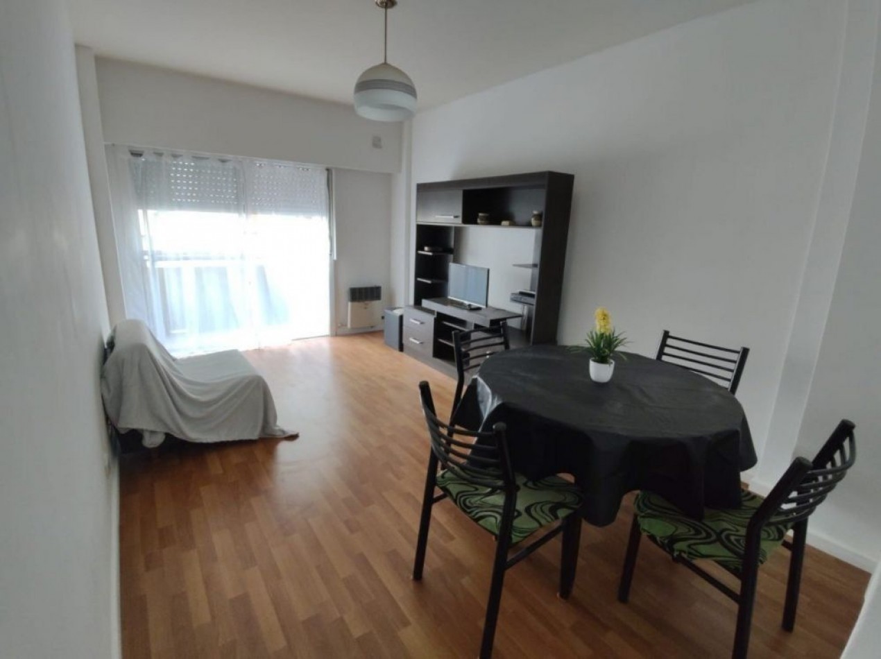 Departamento dos ambientes, en zona Aldrey a pocas cuadras de la playa.